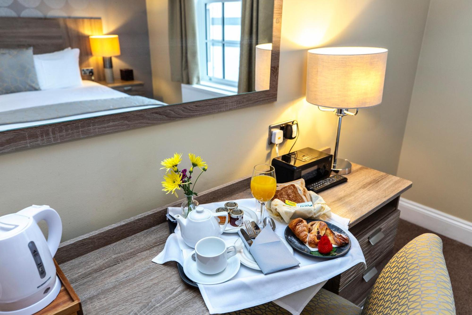 Hotel Miramar บอร์นมัธ ภายนอก รูปภาพ