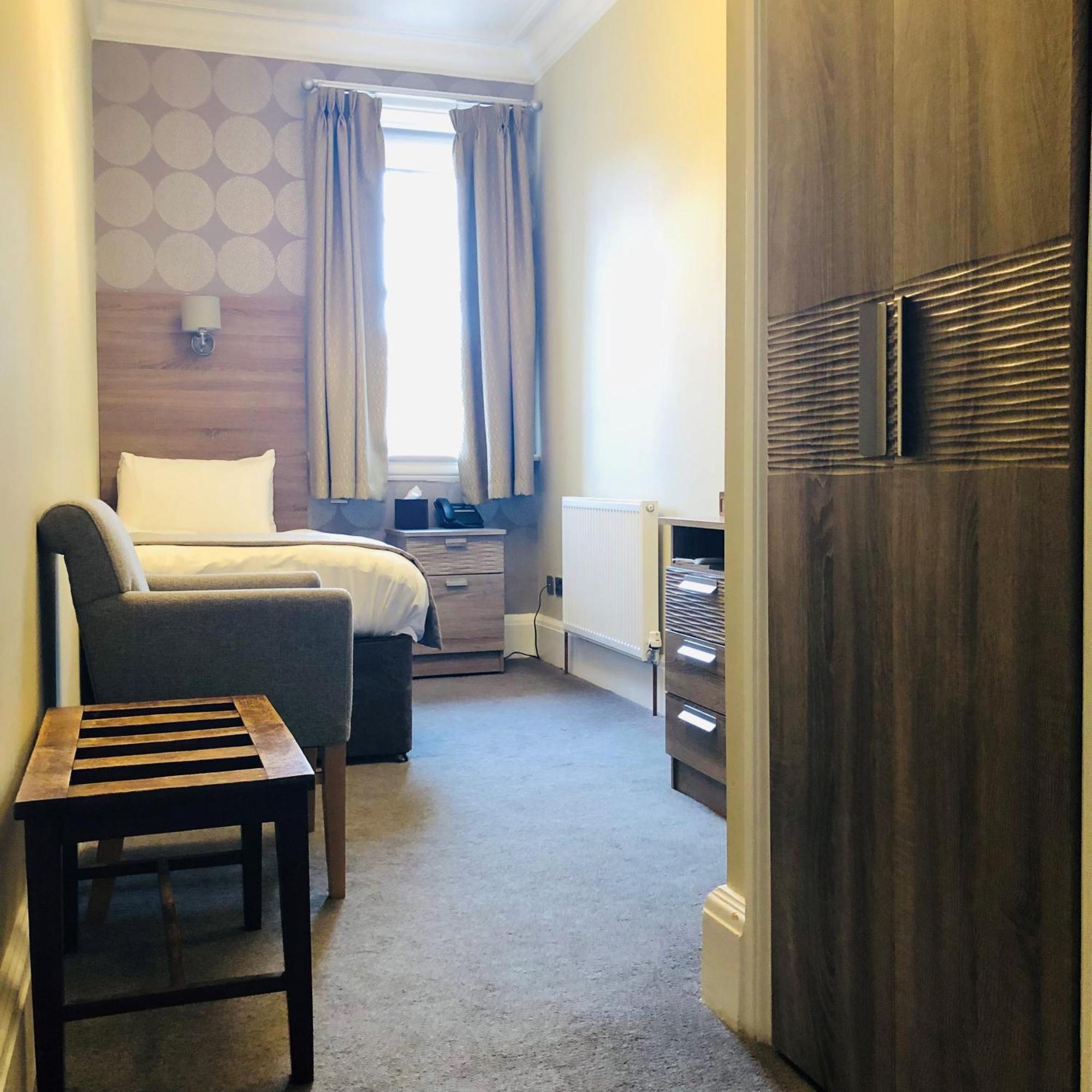 Hotel Miramar บอร์นมัธ ภายนอก รูปภาพ